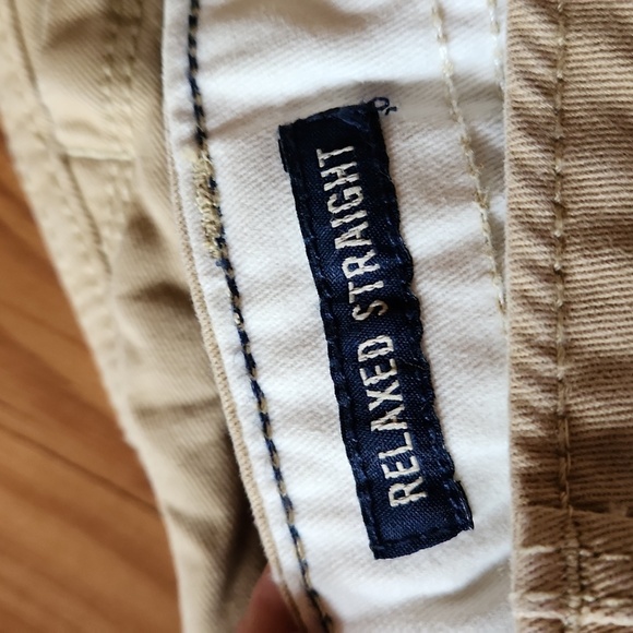 American Eagle Outfitters Relaxed Straight Khakis - Picture 4 of 7